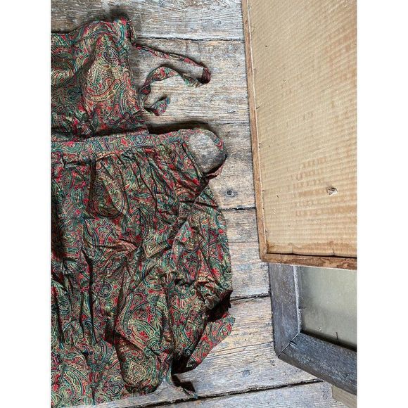 Womens Apron Paisley Gold Red Green Christmas Now Designs - Picture 5 of 9